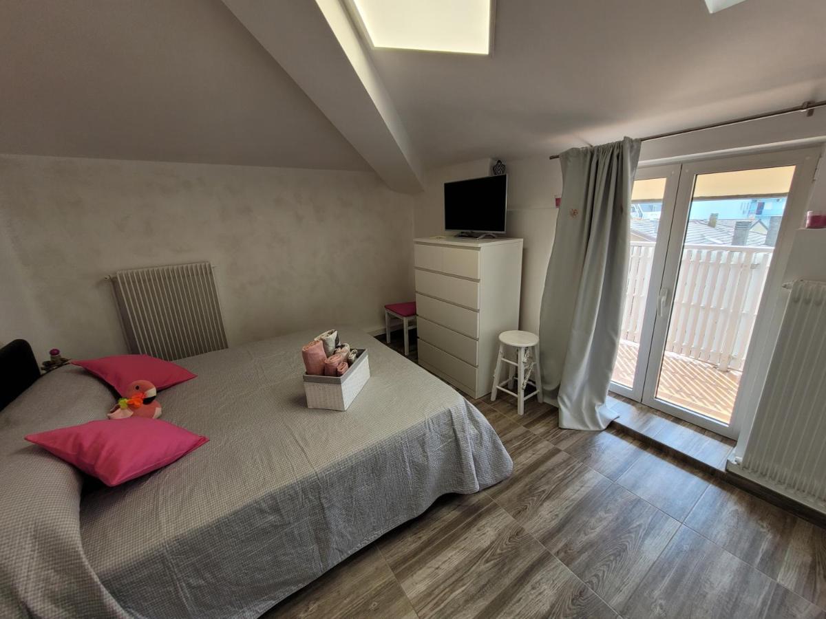 Villa Sonia Apartment & Rooms ลินญาโน ซับเบียโดโร ภายนอก รูปภาพ