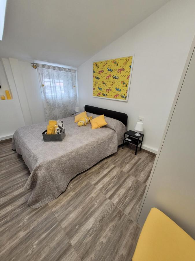 Villa Sonia Apartment & Rooms ลินญาโน ซับเบียโดโร ภายนอก รูปภาพ
