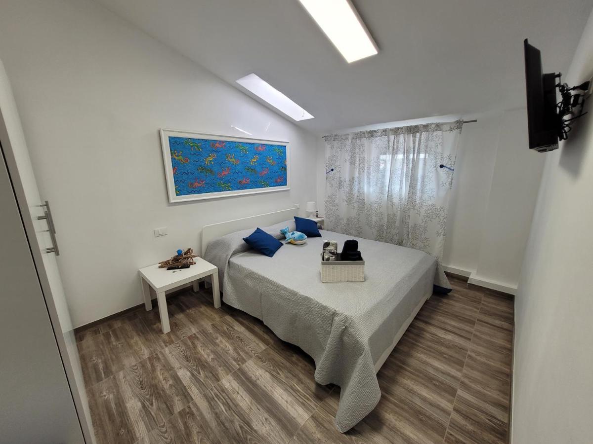 Villa Sonia Apartment & Rooms ลินญาโน ซับเบียโดโร ภายนอก รูปภาพ