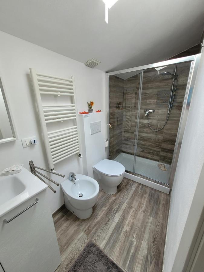 Villa Sonia Apartment & Rooms ลินญาโน ซับเบียโดโร ภายนอก รูปภาพ
